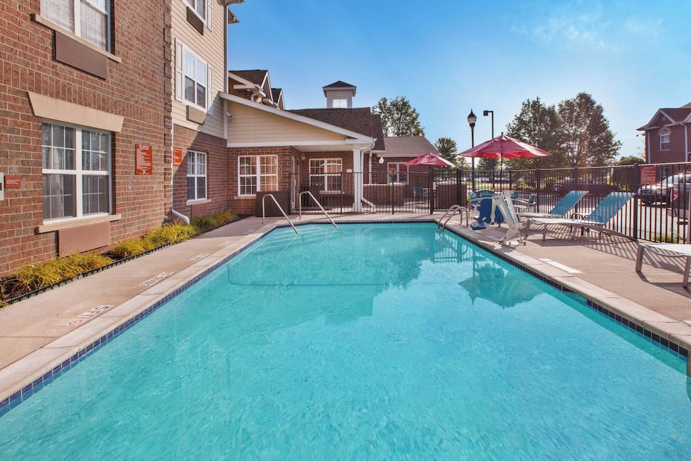 TownePlace Suites by Marriott Detroit Dearborn - photo 22