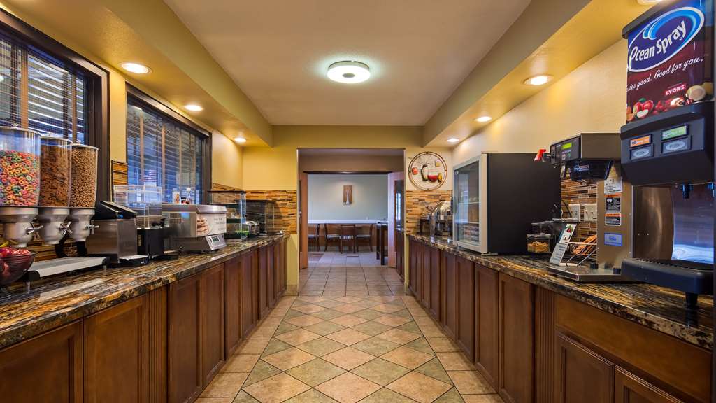 Best Western Alexandria Inn - photo 7