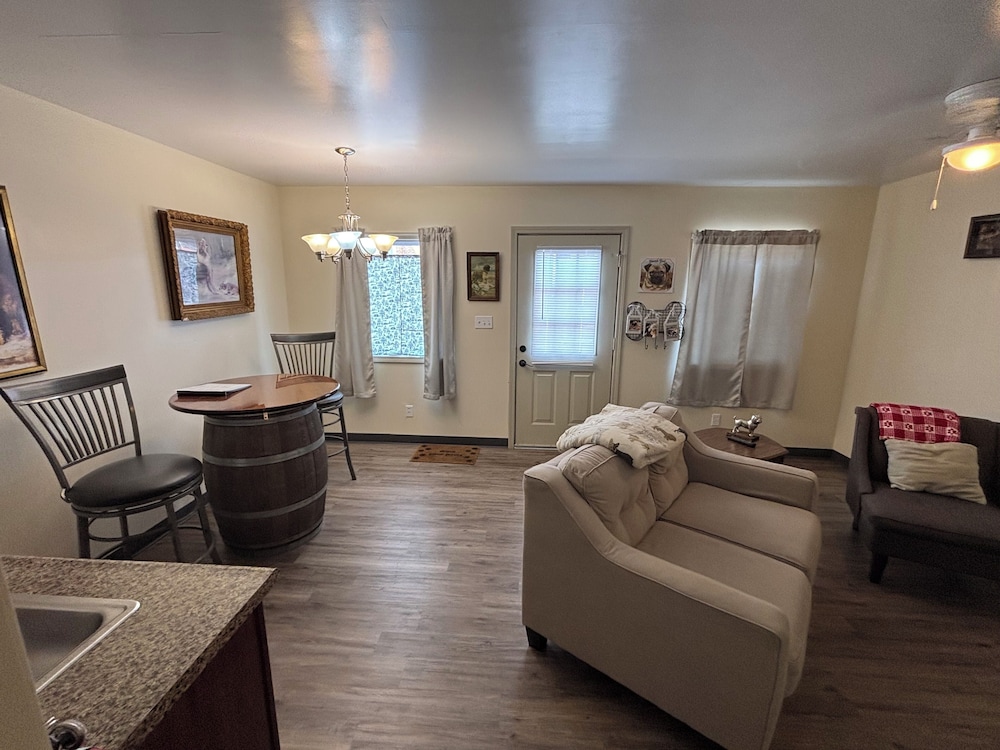 Hermann Crown Suites - photo 185
