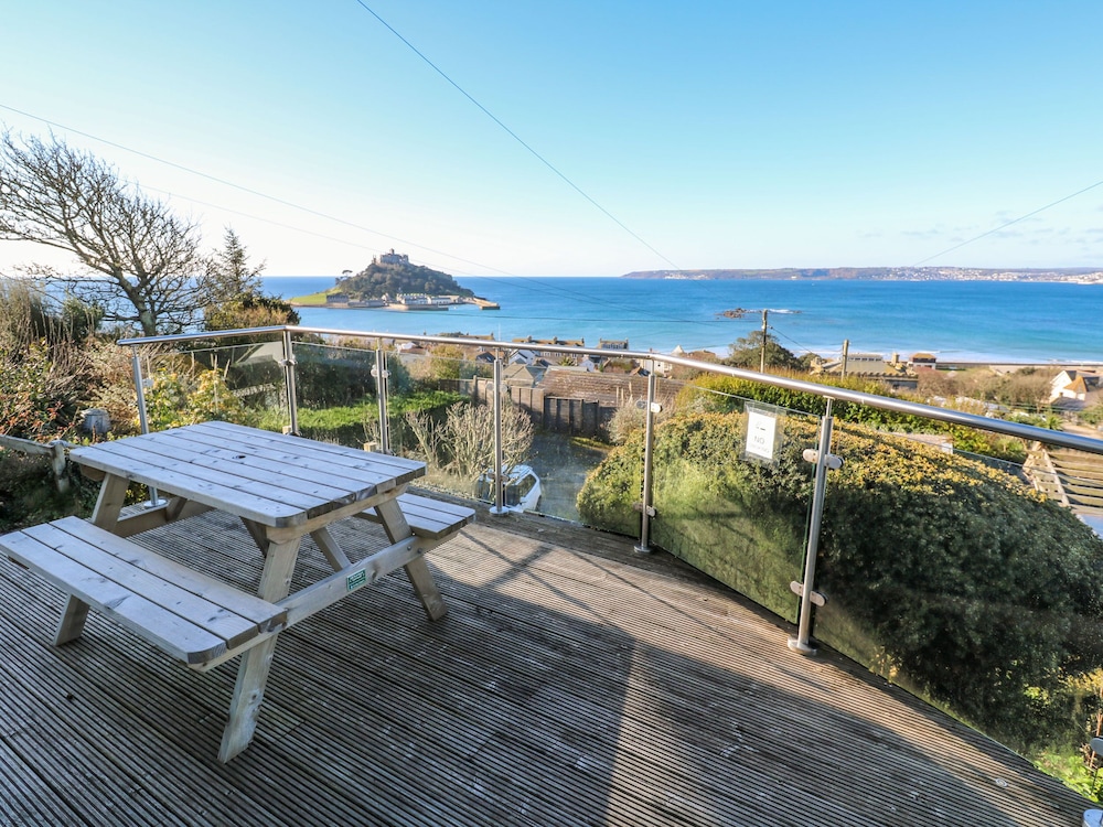 Rosemount — 4-Star Luxury Hotel in Marazion, United Kingdom
