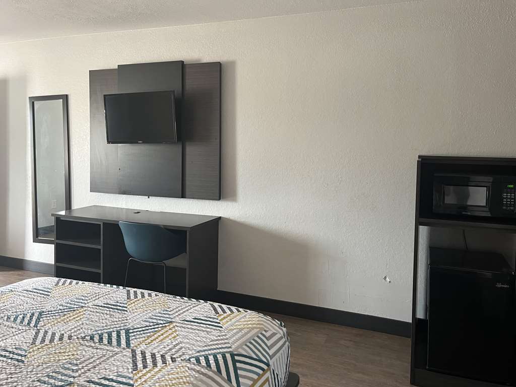 Motel6 Seguin TX - photo 8