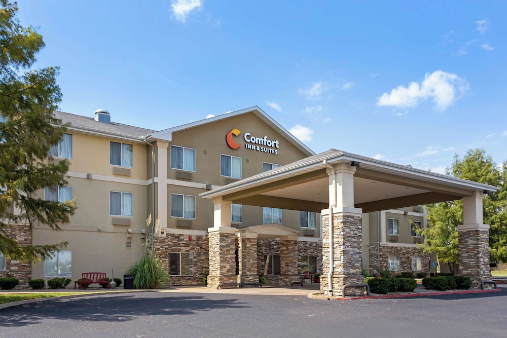 Comfort Inn & Suites Pittsburg KS - photo 51