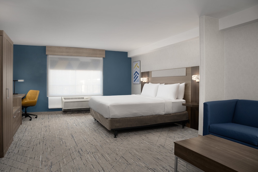 Holiday Inn Express Alexandria Fort Belvoir - photo 21