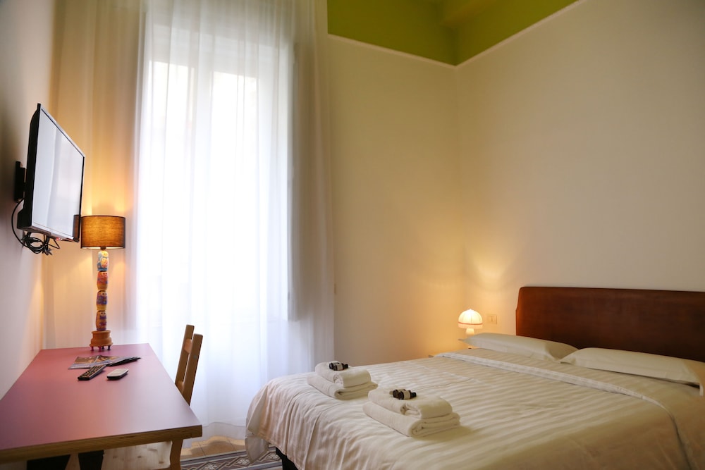 Ambarabà B&B — 4-Star Luxury Hotel in Naples, Italy