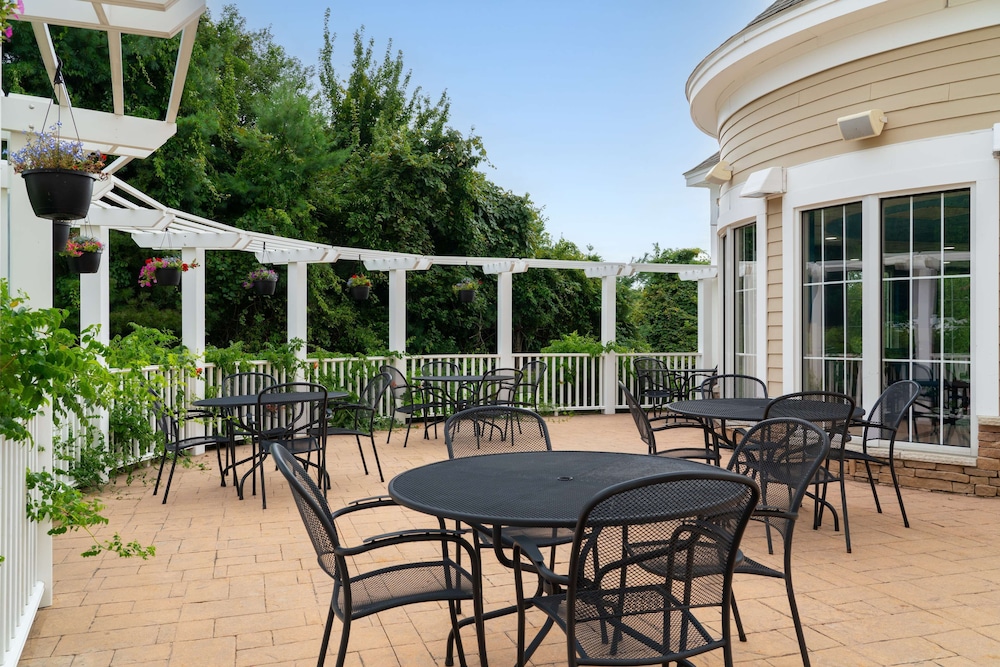 Hampton Inn South Kingstown Newport Area - photo 59