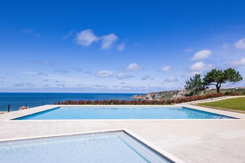 Sunset Beach Apartment BY SCH — 4-Star Luxury Hotel in Nazare, Portugal