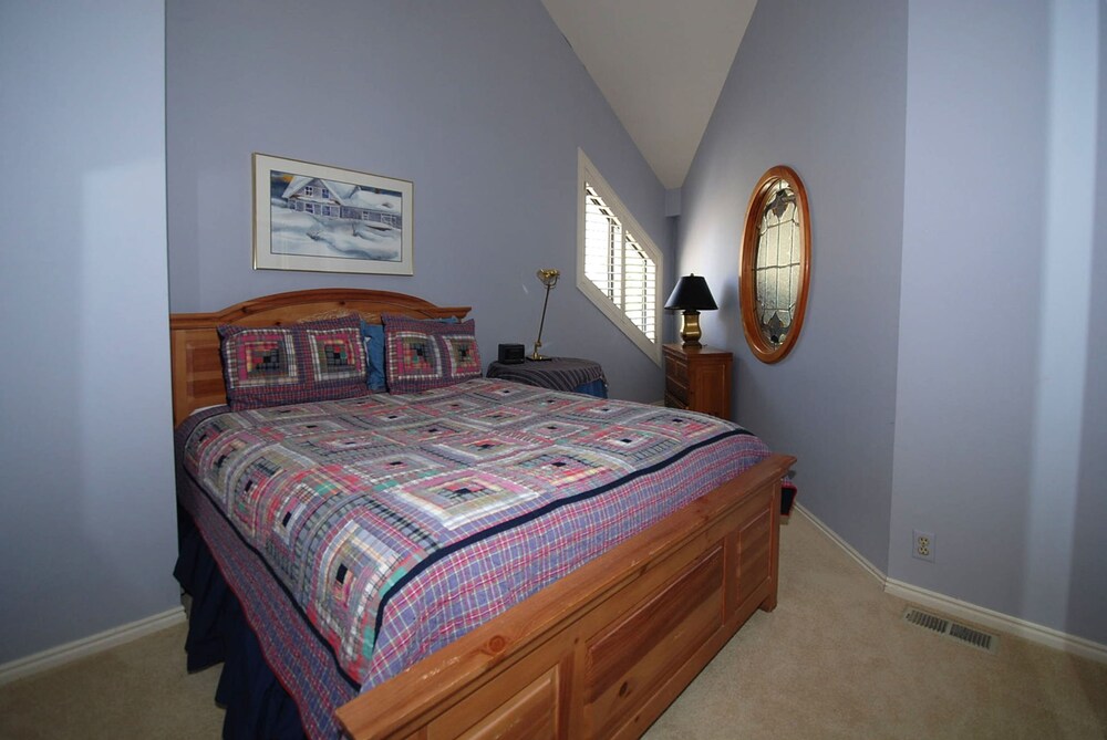 Abode On Queen Esther - photo 3