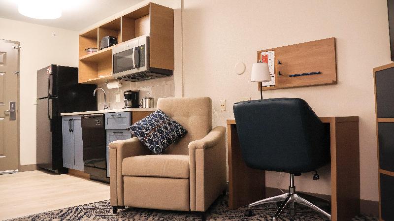 Candlewood Suites Grand Prairie by IHG - photo 49
