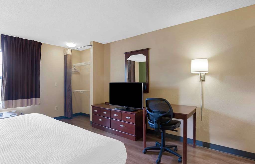 Extended Stay America Suites Sacramento White Rock Rd - photo 18