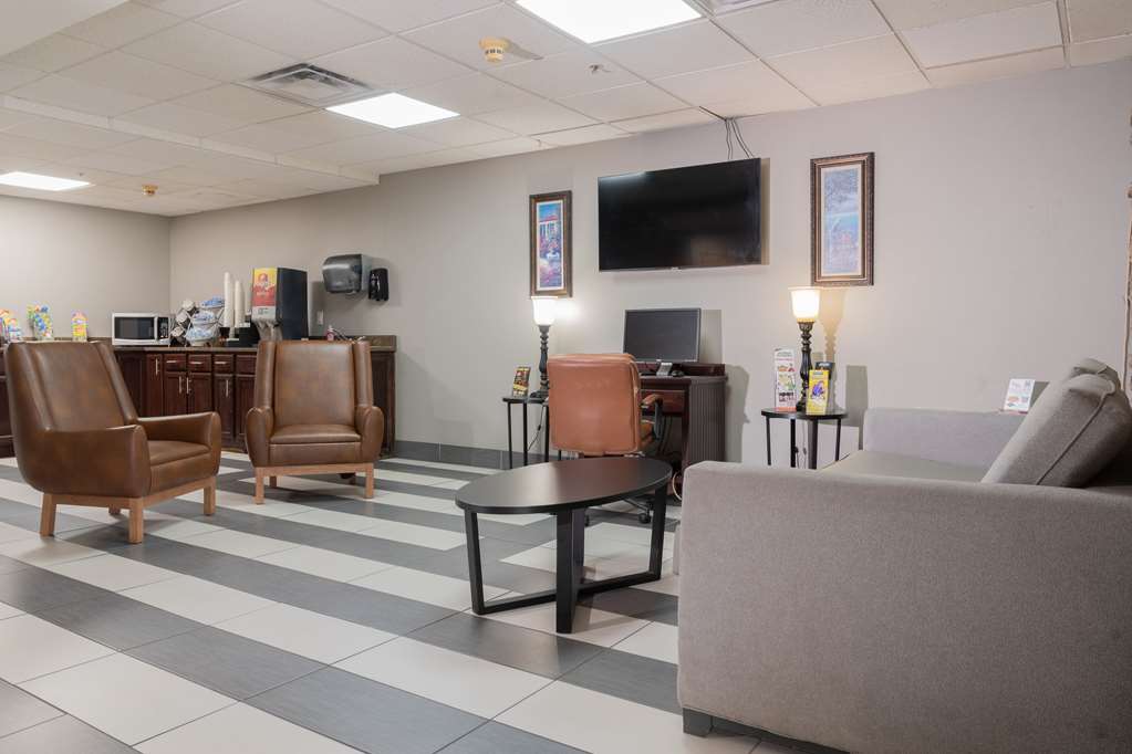 Microtel Inn & Suites by Wyndham Pigeon Forge - photo 31