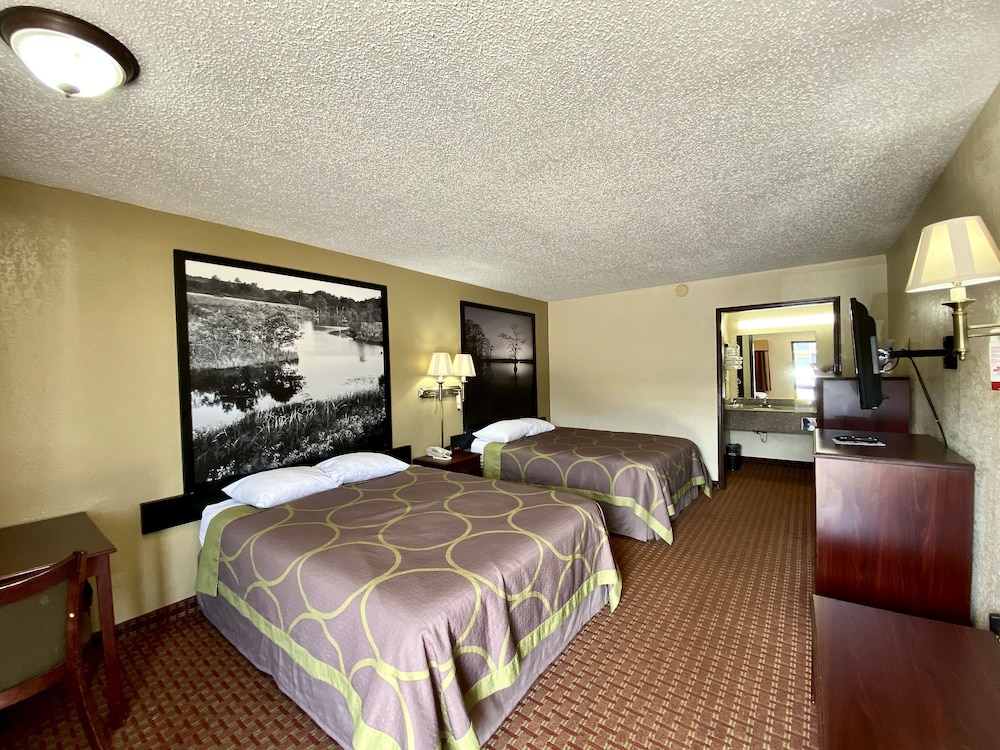 Super 8 by Wyndham Shawnee - photo 6