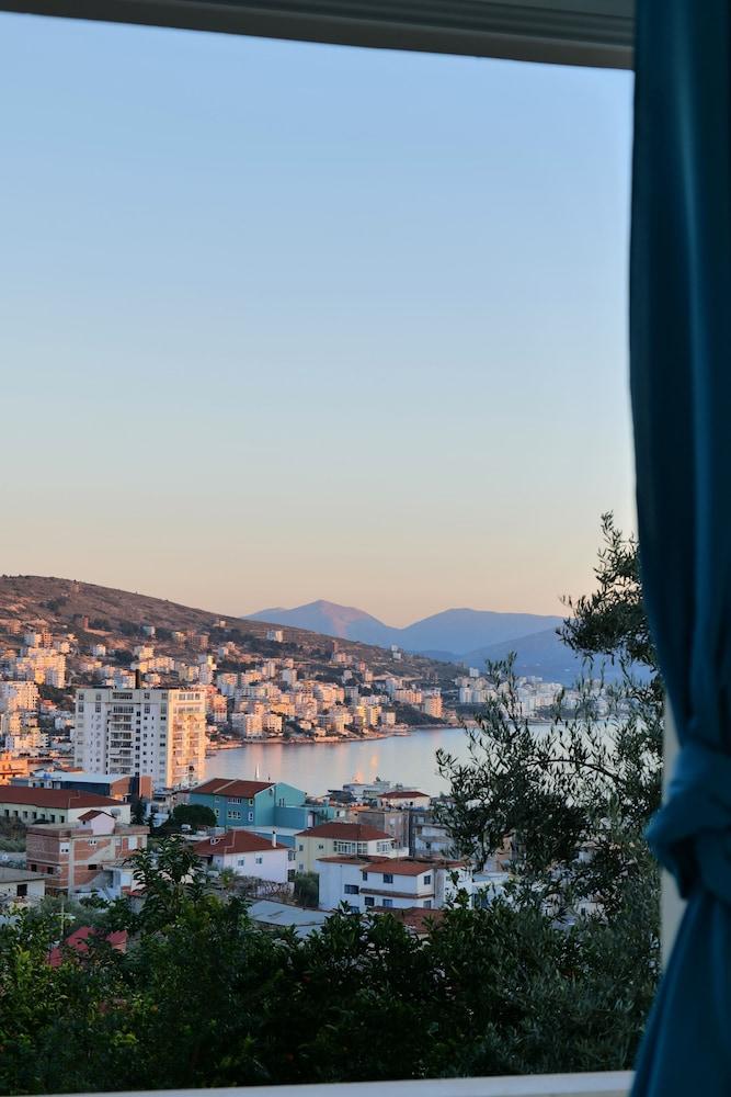 Davide Rooms - last minute hotel in Sarande