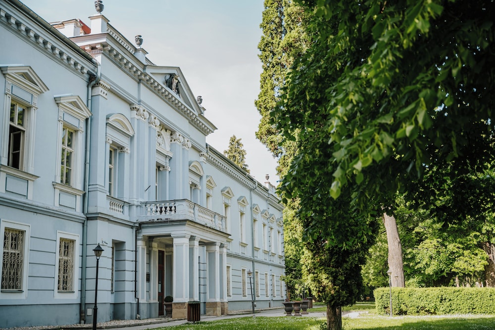 Hotel Kaštieľ Mojmírovce in Nitra, Slovakia