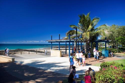 Platinum Apartments Unit 12 — 4-Star Luxury Hotel in Bargara, Australia
