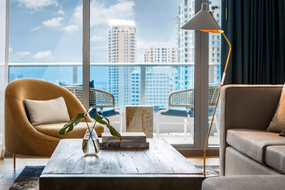 Kimpton Epic Hotel By Ihg - photo 25