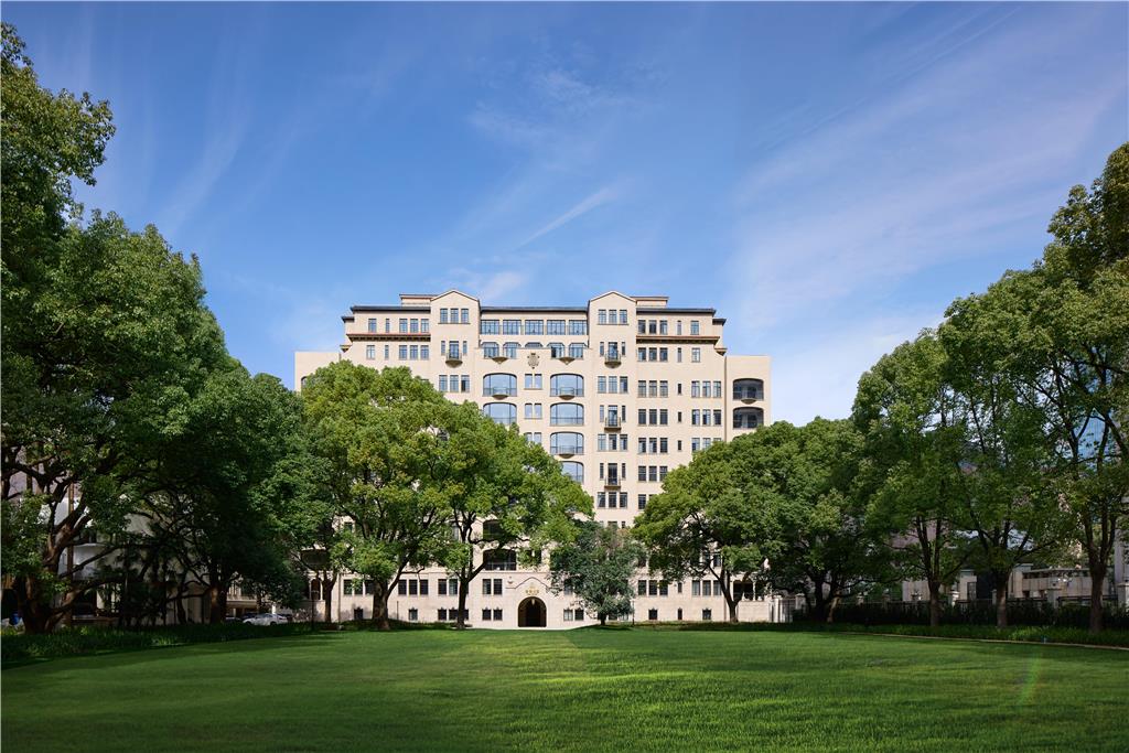 Haig Court Welcome Drink & Welcome Fruit — 4-Star Luxury Hotel in Shanghai, People's Republic of China