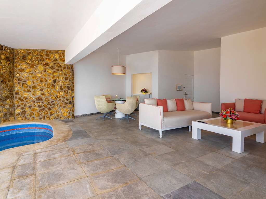 Las Brisas Acapulco Master Suite Inout