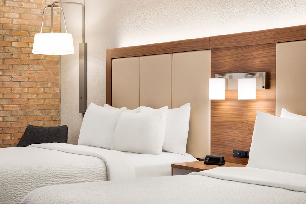 Holiday Inn Express San Antonio Airport by IHG - photo 7