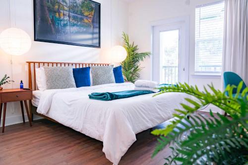 The Mangrove Suite Newly Built Upscale Central — 4-Star Luxury Hotel in Gainesville, United States