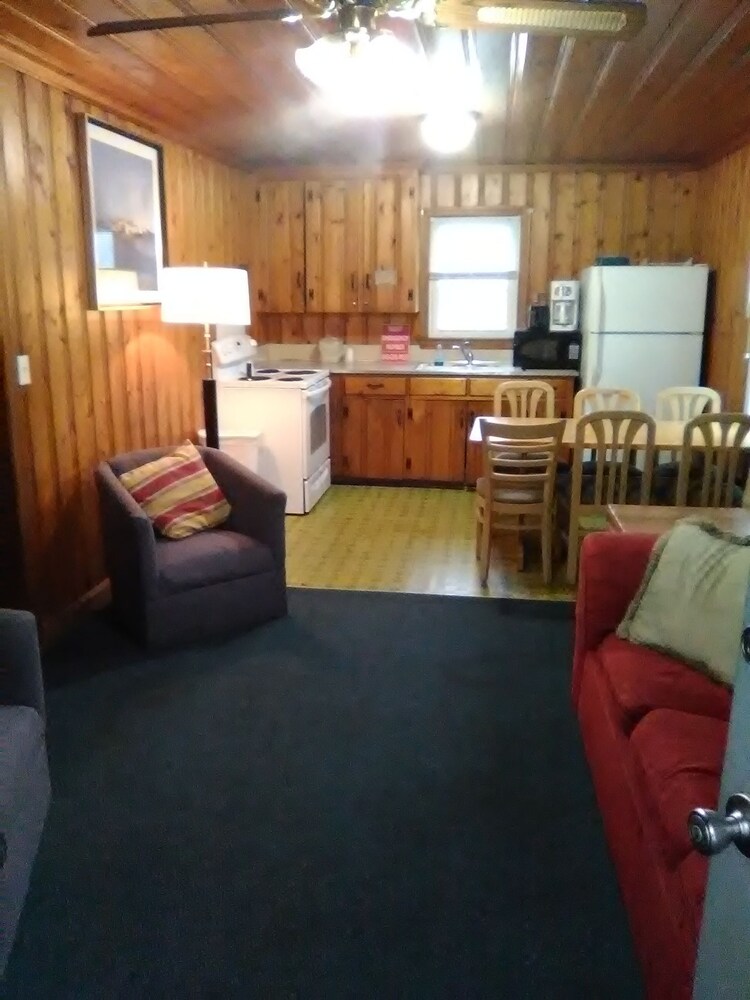 High Tide Motel - photo 18