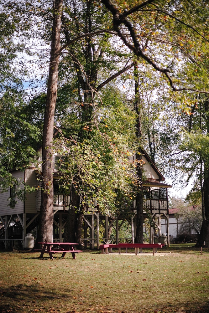 Riverbend Motel & Cabins - photo 35