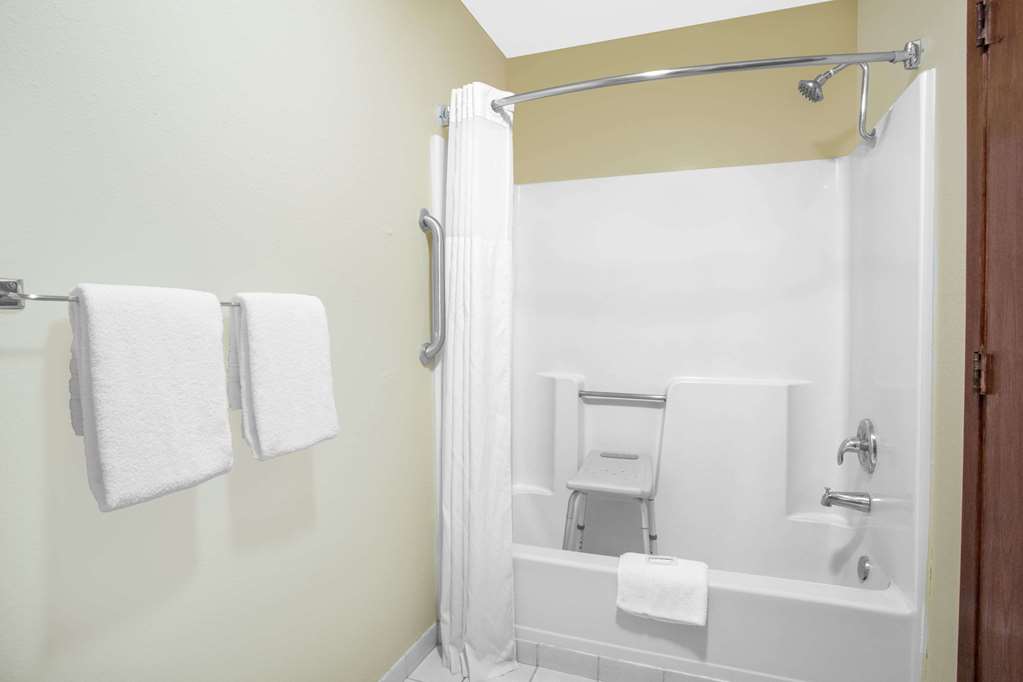 Days Inn by Wyndham North Platte - photo 13