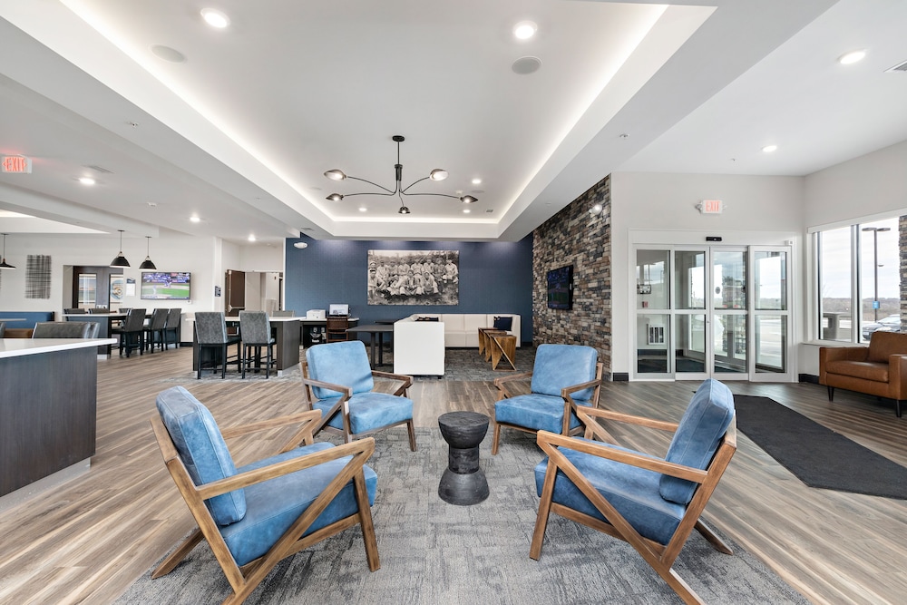 Holiday Inn Exp Parkville - photo 6