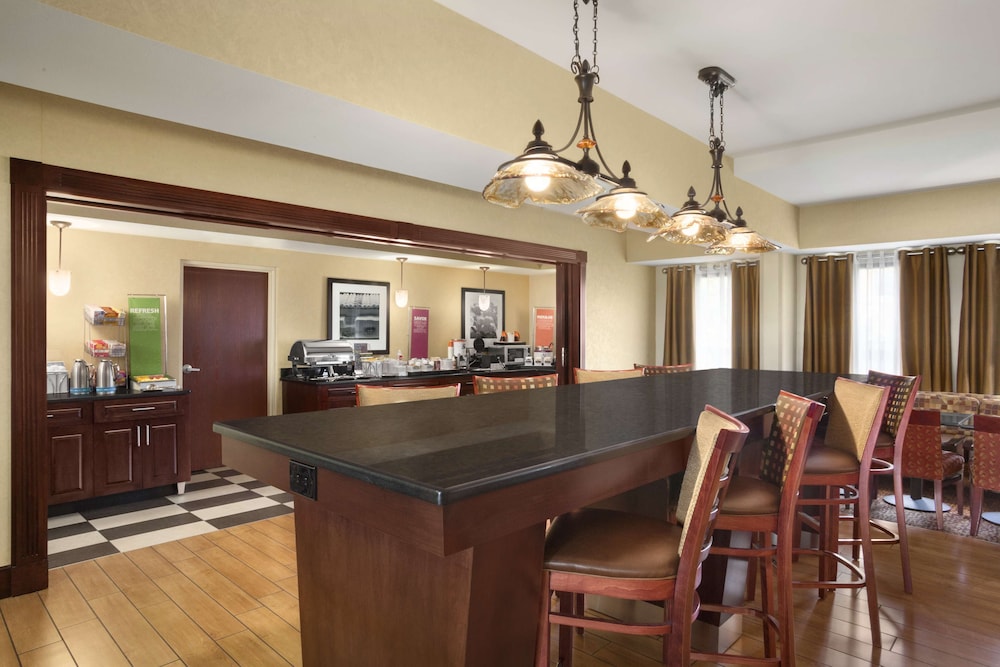 Hampton Inn Forrest City - photo 23