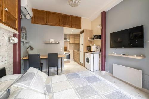 Studio Ideal Pour Deux Voyageurs Sur Marseille - last minute hotel in Marseille