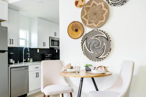 Chic 2Bed And Large Serene Backyard in Heart of SD in San Diego, United States