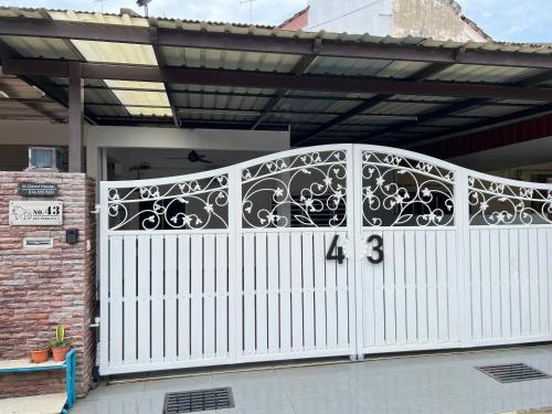 M Guest House2 — Muar — photo 3
