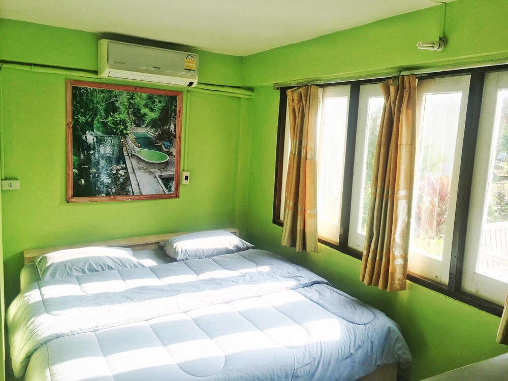 Chokchai Hotel in Sai Yok, Thailand