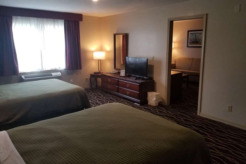 Days Inn and Suites by Wyndham Sikeston - photo 13