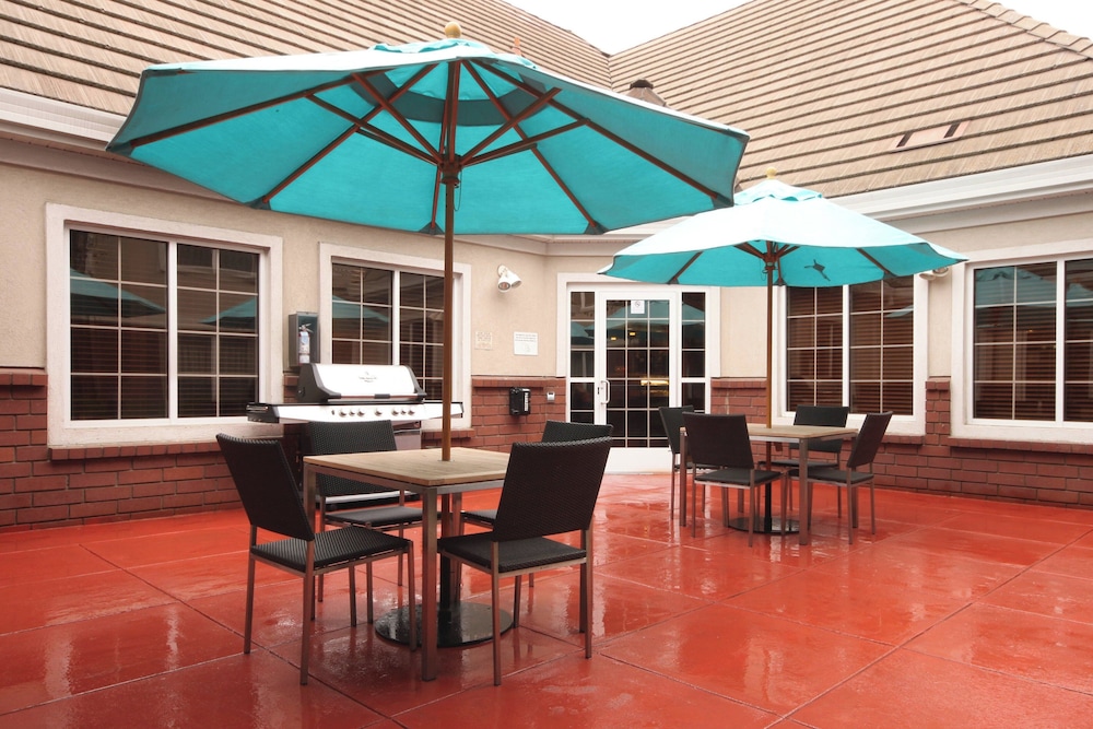 Residence Inn by Marriott Salinas Monterey - photo 27