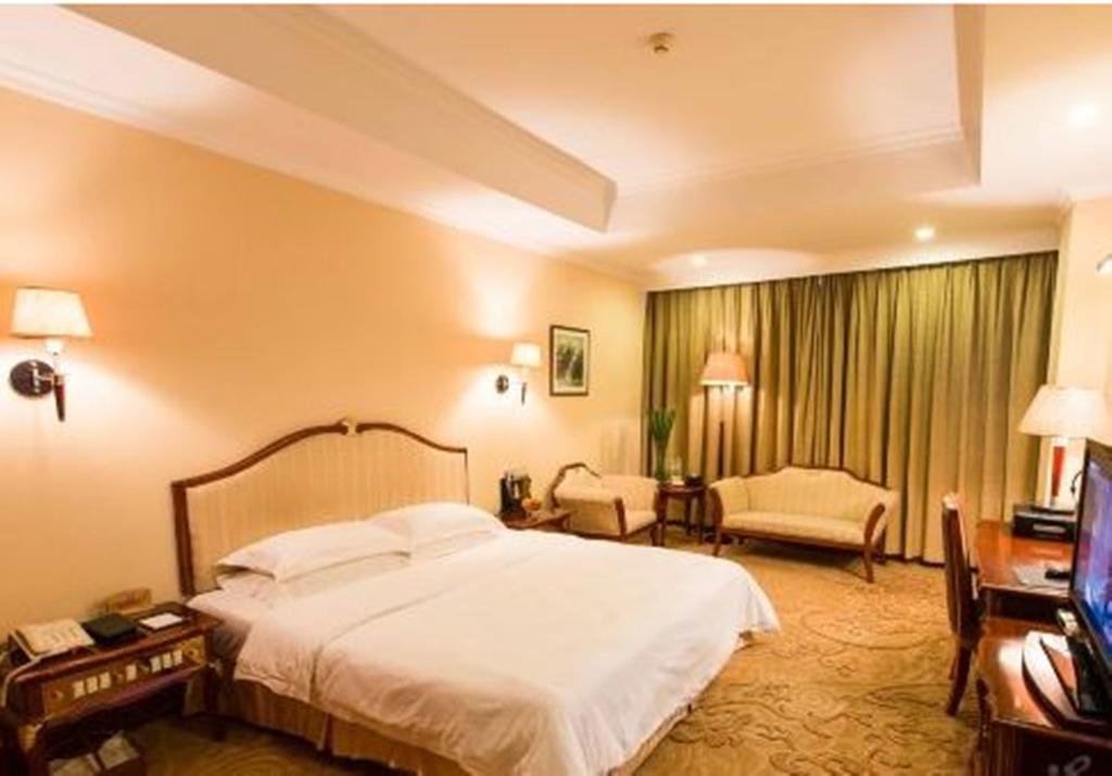 Mingxing Conifer Hotel in Suining, People's Republic of China