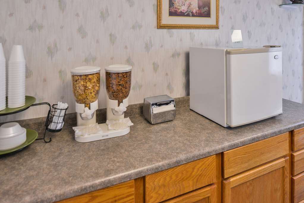 Americas Best Value Inn Decatur IN - photo 25