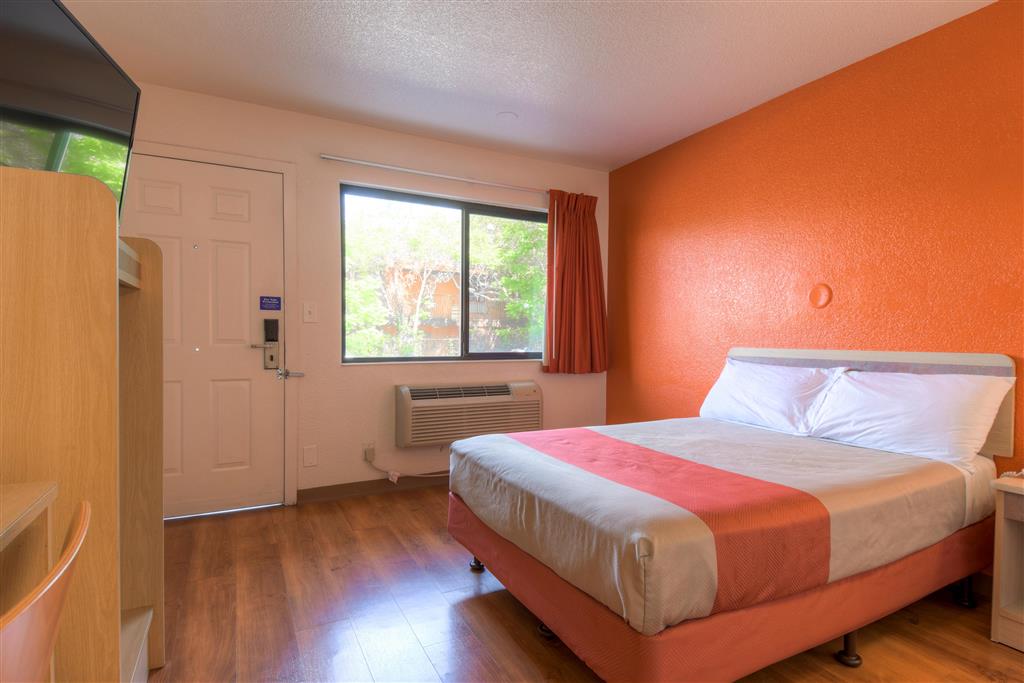 Motel 6 San Ysidro San Diego Border - photo 5