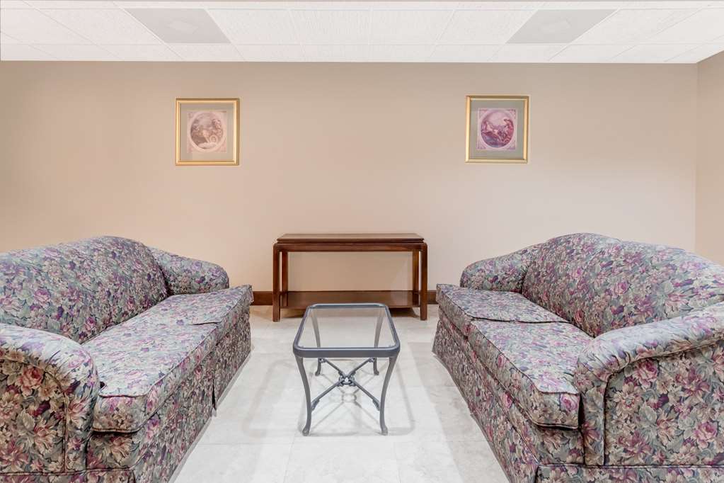 Days Inn by Wyndham St Augustine Historic Downtown - photo 3