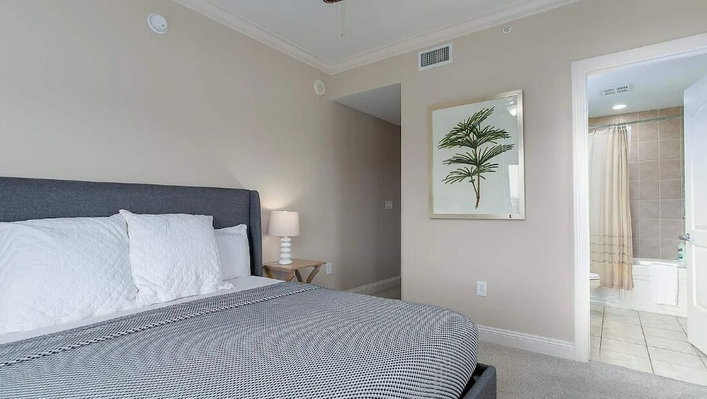 Palacio 602 — Pensacola — photo 2
