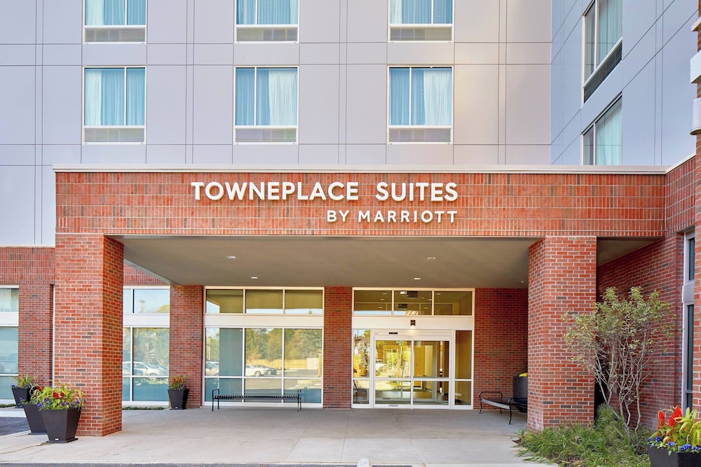 TownePlace Suites by Marriott Columbus North OSU - photo 40