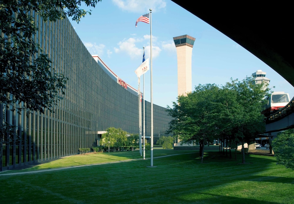 Hilton Chicago O'Hare Airport - photo 108