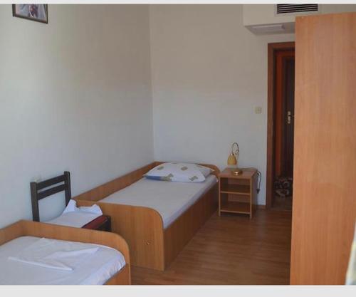 Plava kuća - carbon neutral hotel in Unknown City