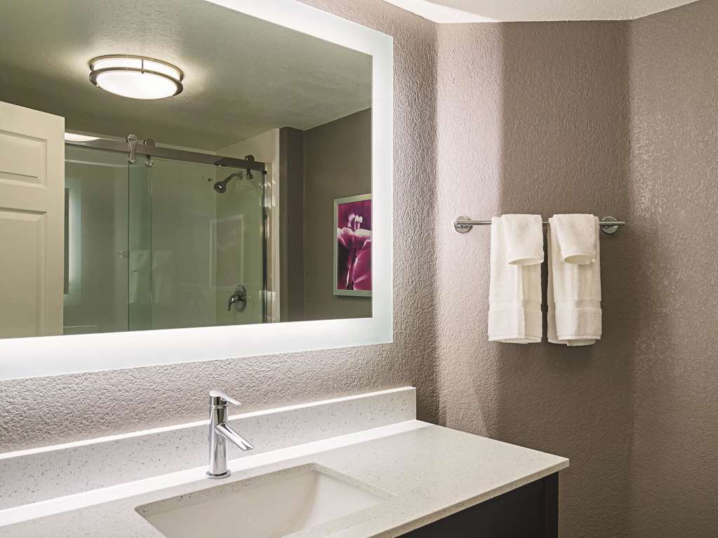 La Quinta Inn & Suites by Wyndham Denver Tech Center - photo 23