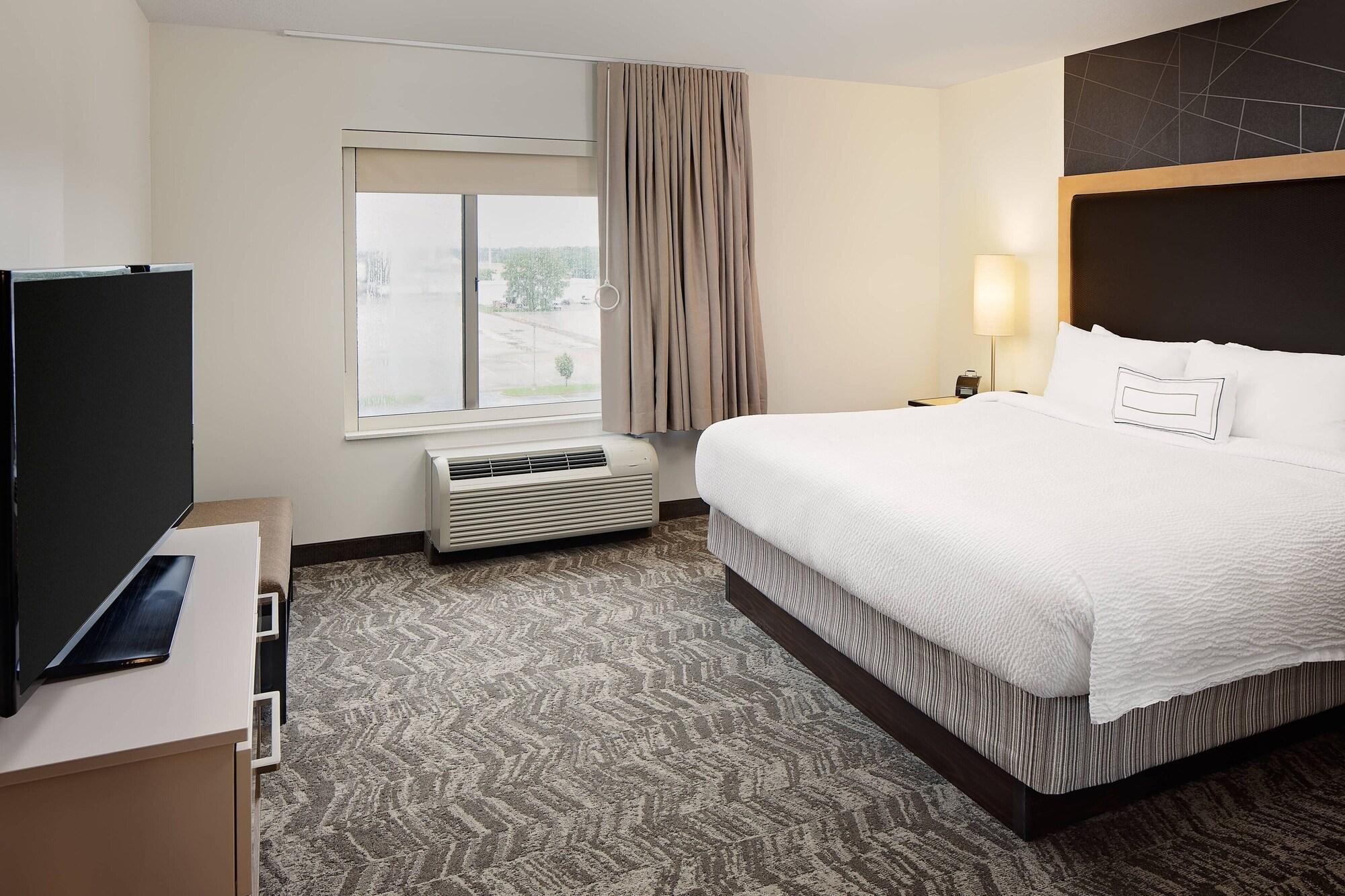 SpringHill Suites Green Bay - photo 6