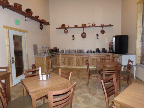 Cowlitz River Lodge - photo 22