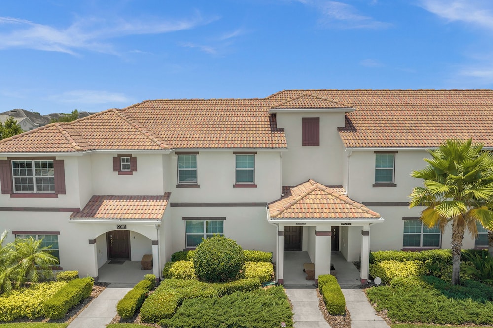 Sought Afterv4bed 3bath Pool Townhm Champions Gate — 4-Star Luxury Hotel in Davenport, United States