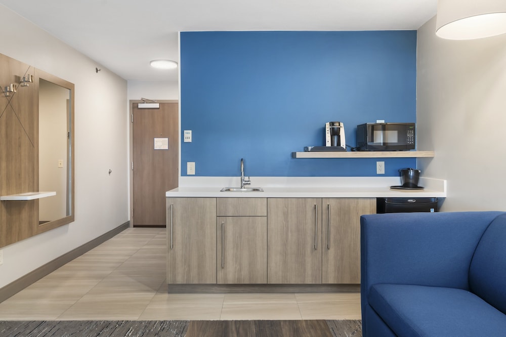Holiday Inn Express Hotel & Suites Peru Lasalle Area by IHG - photo 16