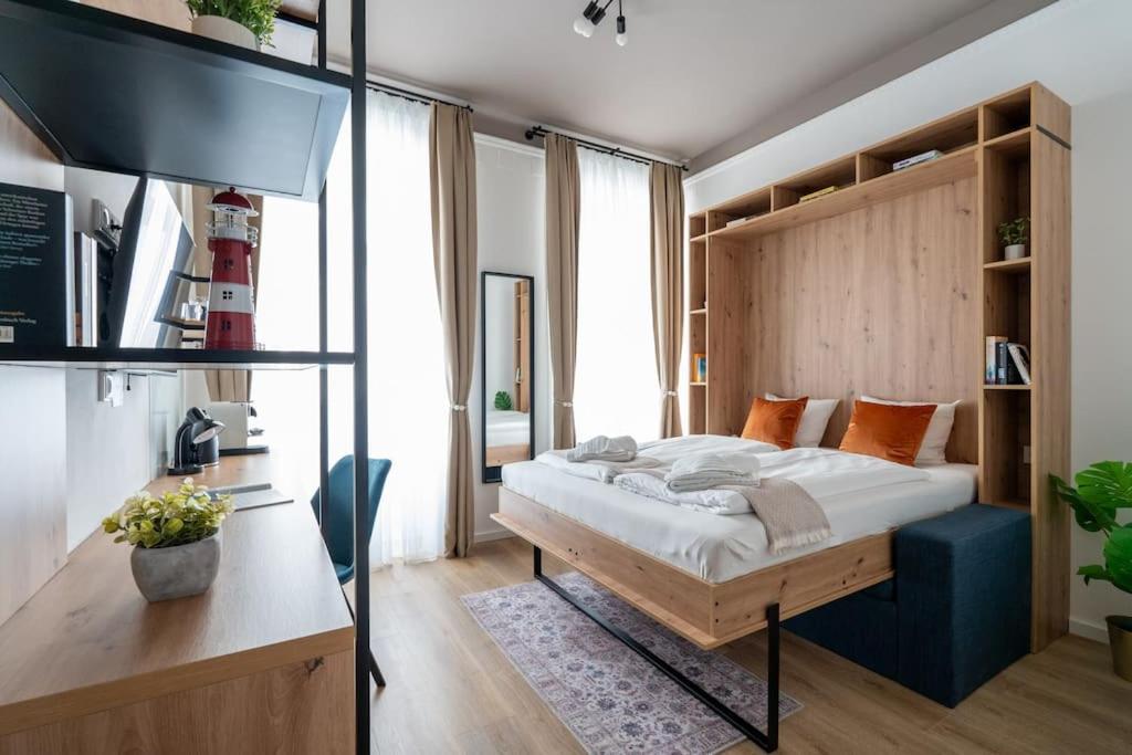 Lake Suite Self Check In by HM — 4-Star Luxury Hotel in Gmunden, Austria