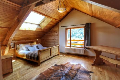 Chalet Le Stam — 4-Star Luxury Hotel in Saint-Chaffrey, France