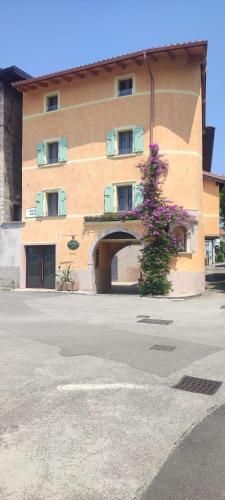Residenza Alice — 4-Star Luxury Hotel in Arco, Italy